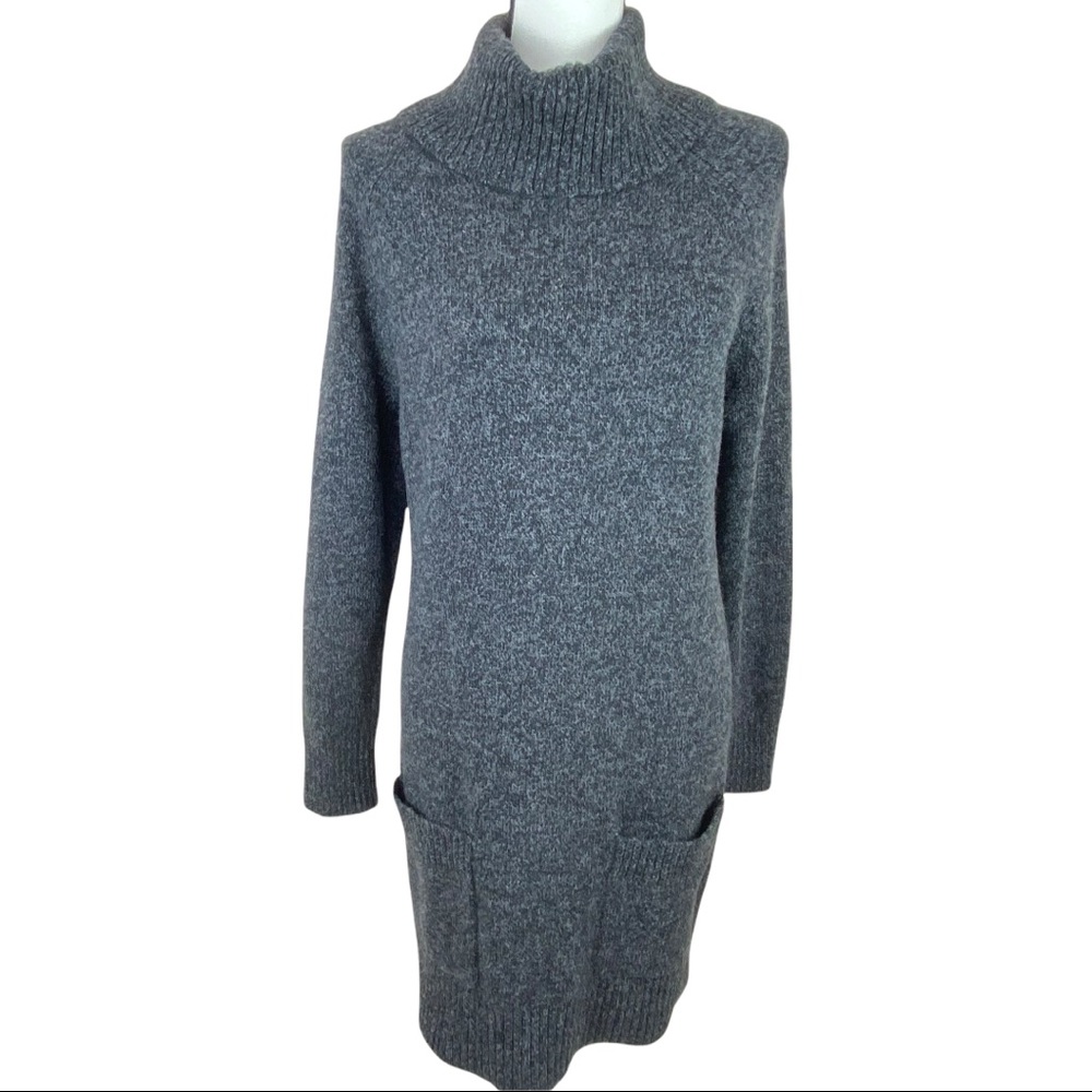 Milly Long Sleeve Turtleneck Sweater Dress. Size M.